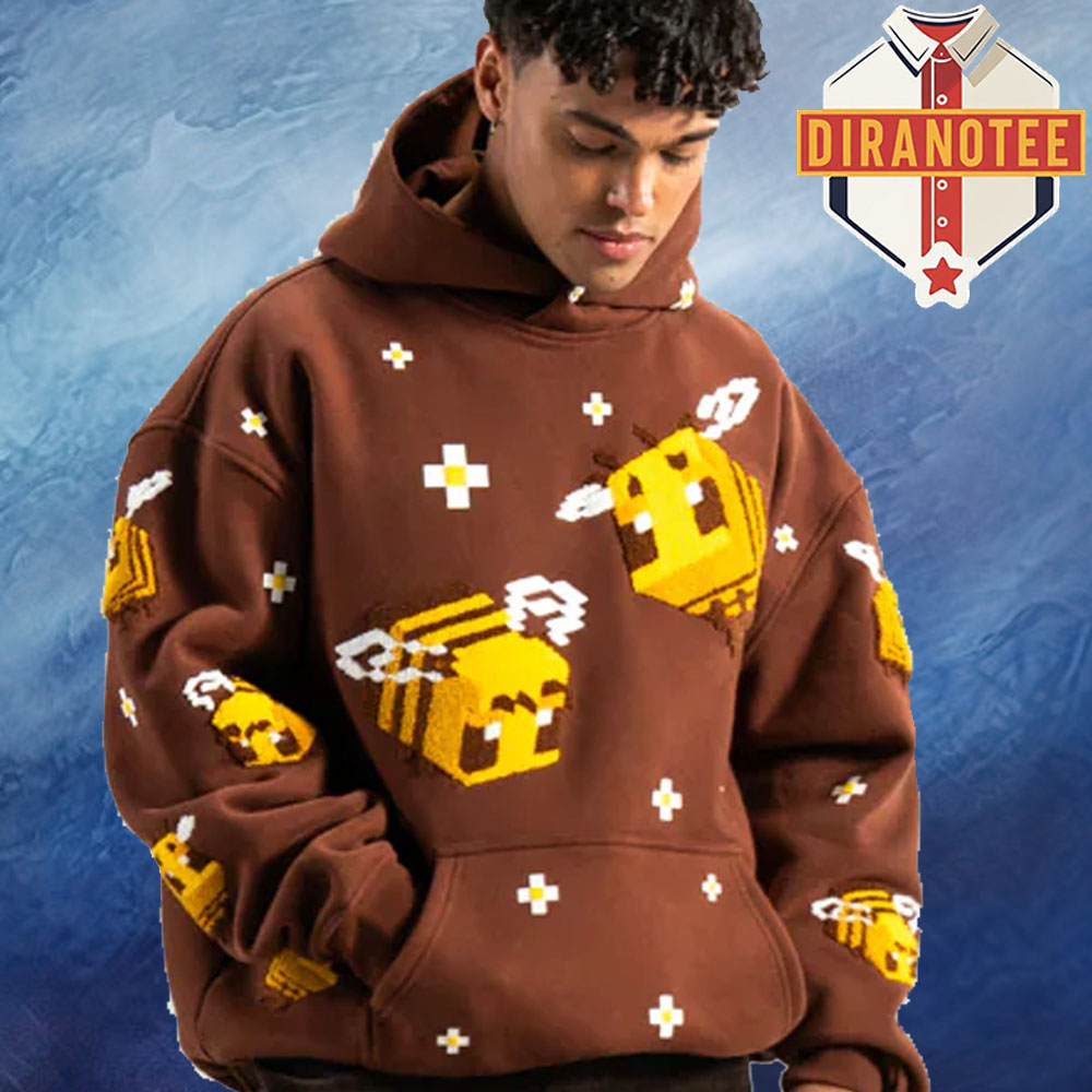 Minecraft X Very Cool Bee And Daisy Art Unisex Hoodie Minecraft X Very Cool Bee And Daisy Art Unisex Hoodie