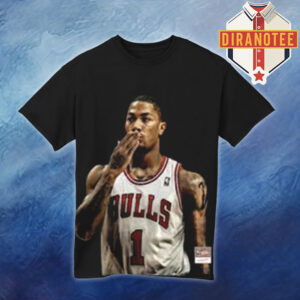 Chicago Bulls Derrick Rose Photo Youngest MVP In NBA History Unisex T-Shirt